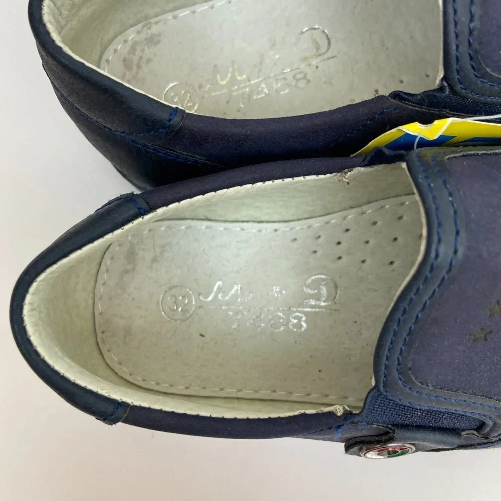 NWT M + D Boys Blue Faux Leather Slip-on Loafers Size 1 (EU 32)